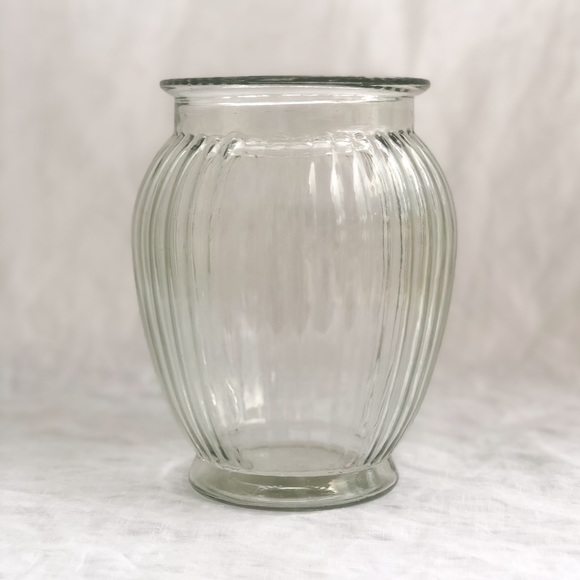 Set of 2 Clear and Tinted Ripple Vases - Picture 9 of 10